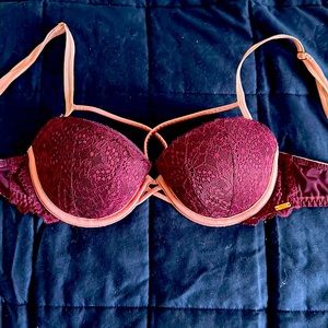 Victorias Secret Pink push-up bra